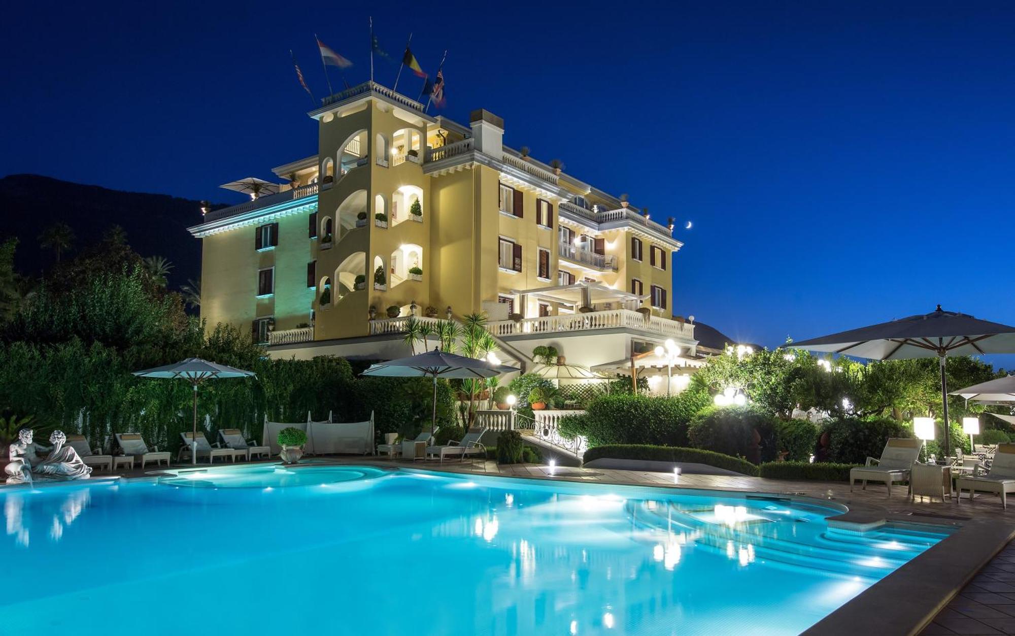 La Medusa Hotel - Dimora Di Charme Castellammare di Stabia Buitenkant foto